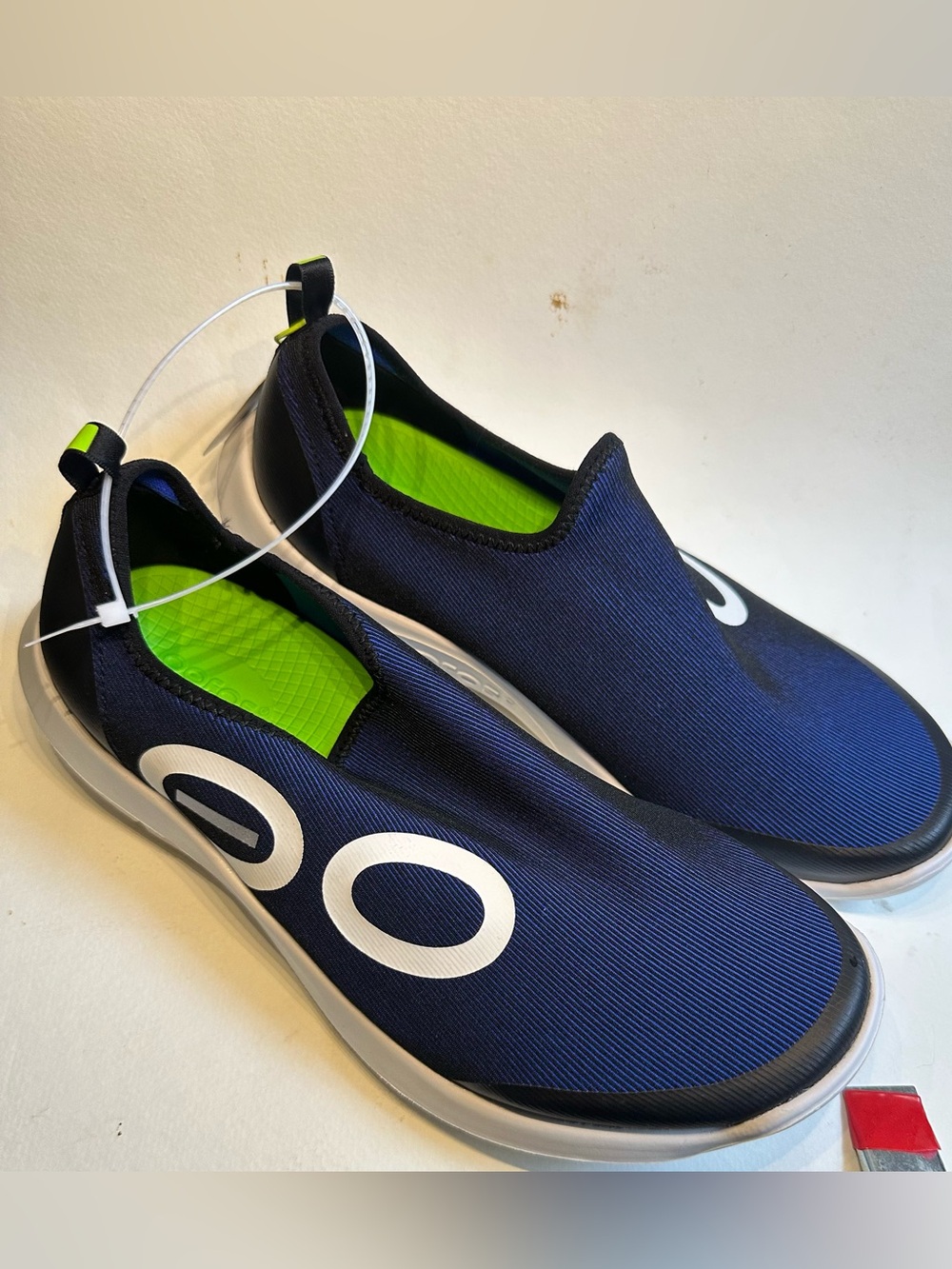 OOFOS OOmg Sport Men 10.5 Navy Blue Recovery Slip On Brand New